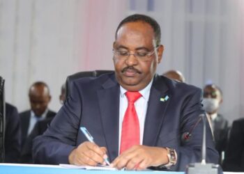 Madaxweyne Deni oo dikreeto ku soo saaraya isku shaandhaynta xubno kamid ah garsoorka Puntland – Puntland Submit