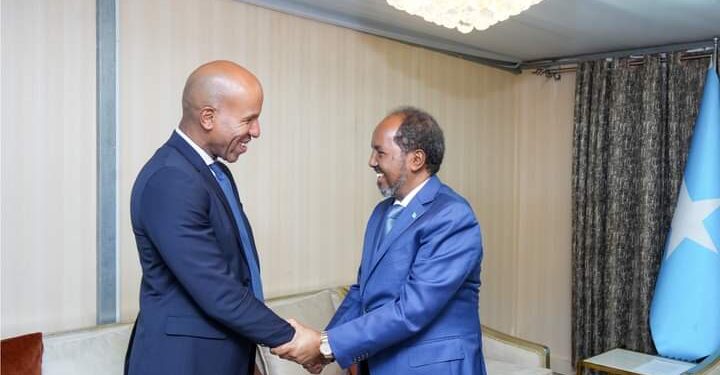 Soomaliya iyo Maraykanka oo ka wada-hadlay Cuna-qabataynta Maaliyeed ee Kooxaha Argagixisada – Puntland Submit