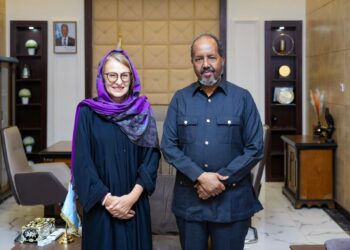 Madaxweyne Xasan Sheekh oo kulankii ugu dambeeyay la qaatay Tinna Intelman