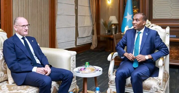 Ra’iisul Wasaare Xamse oo la kulmay Mike Nithavrianakis – Puntland Put up
