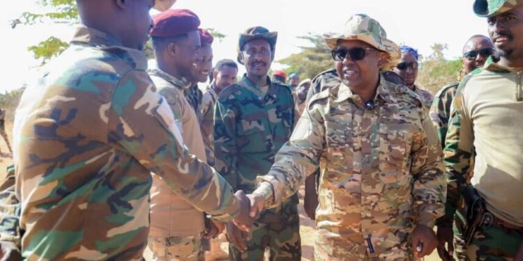 Minister Ahmed Moallim Fiqi Visits Gorgor Commandos in Harardhere, Pledges Authorities Assist in Anti-Terror Efforts – Somali Nationwide Information Company