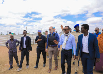SoDMA Commissioner, UNSOM envoy arrive in Beledweyn – Somali Nationwide Information Company