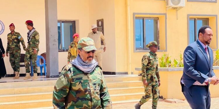 Somalia’s president strikes out of Galmudug presidential palace in Dhusamareb