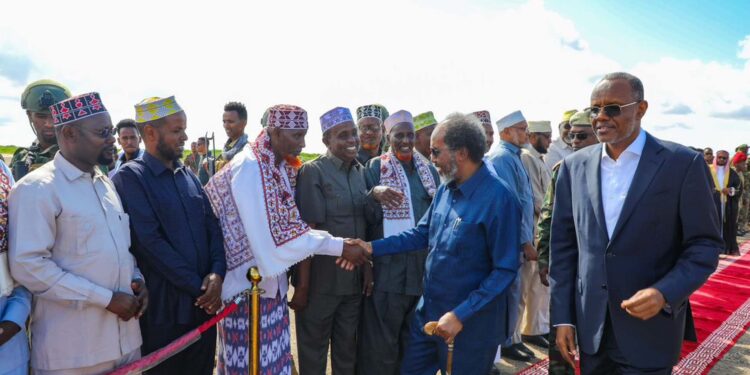 Somalia’s president arrives in Baidoa after regional chief declared offensive towards militants