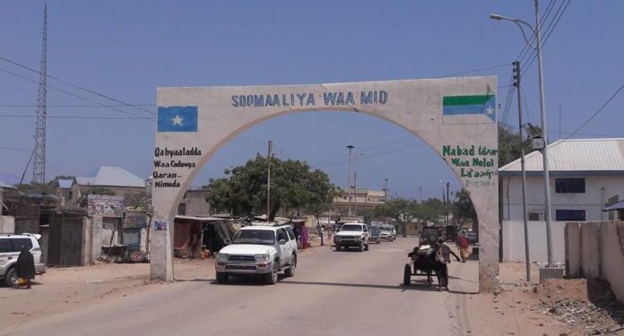 Ciidamada Jubbaland oo ka hortegay miinooyin lagu aasay duleedka Kismaayo