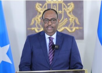 Madaxweyne Deni oo si rasmi ah ugu dhawaaqay in Puntland u jihaysatay doorasho qof iyo cod ah – Puntland Submit