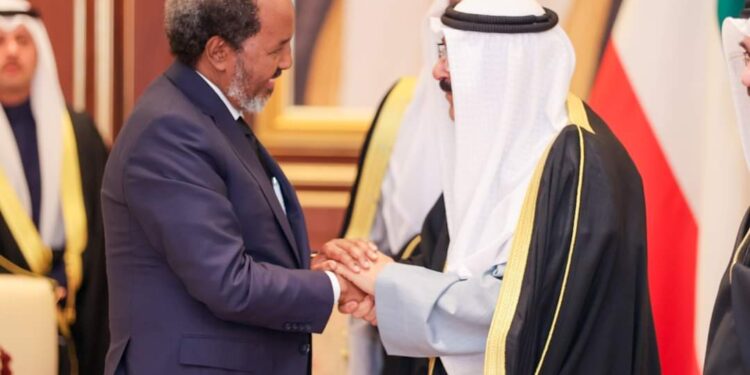President Hassan Sheikh Mohamud paid a condolence go to to Kuwait – Somali Nationwide Information Company
