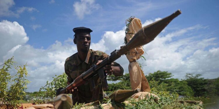 Militants assault military bases in central Somalia