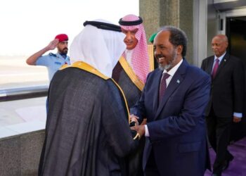 Madaxweynaha Soomaaliya iyo wefdi uu hoggaaminayo oo gaaray dalka Sacuudiga – Puntland Publish