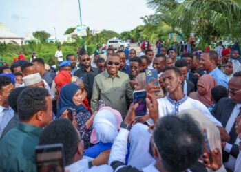 Somali PM Visits Darussalam District for Eid Celebrations with residents
