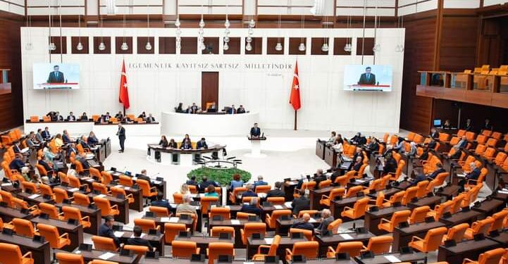 Baarlamaanka Turkiga oo ansixiyay in Ciidan badeed la geeyo xeebaha Soomaaliya – Puntland Put up