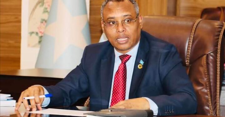 Dowladda Soomaaliya oo Shirkadaha Lacag dirista ku amartay in ay joojiyaan adeegsiga magaca Somaliland – Puntland Publish