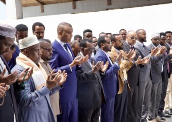 R/W Xamsa oo ka qeyb-galay salaadda Janaasada ee Sheekh Maxamed C/llaahi