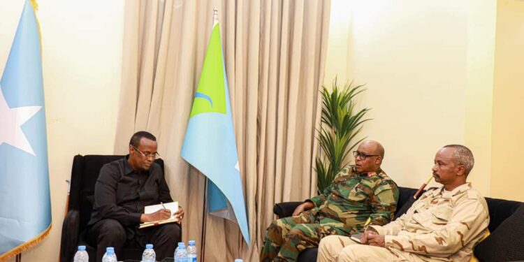 Hirshabelle Chief Meets with Army Chiefs to Bolster Bal’ad-Jowhar Safety