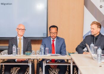 Agaasimaha hay’adda Socdaalka oo tababar ka furay Nairobi + Sawirro