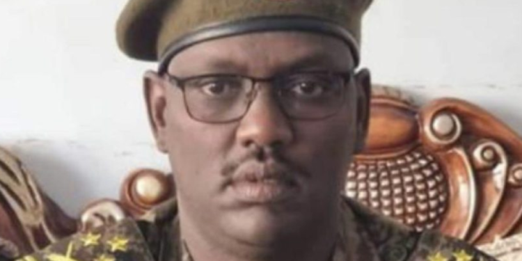 Dowladda Soomaaliya oo dalka ceyrisay sarkaal Itoobiyaan ah + Sababta