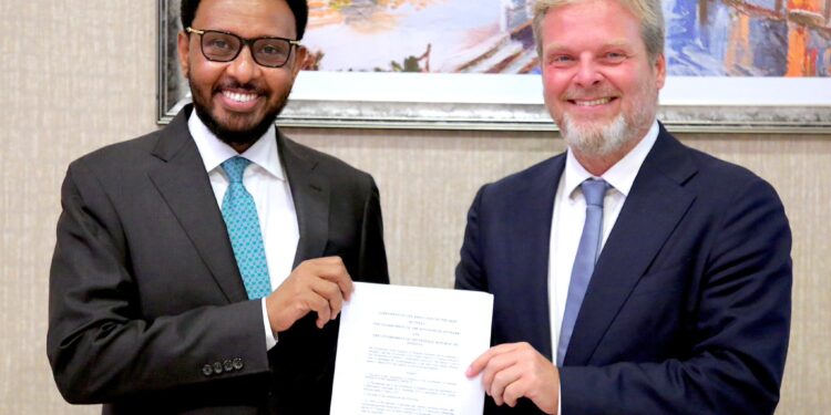 Finance Minister indicators debt aid settlement with the Ambassador of Denmark – Somali Nationwide Information Company