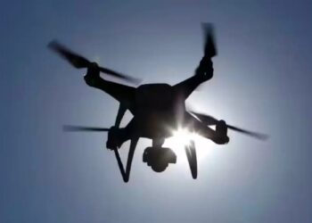 Drone hovering over Somalia’s presidential palace sparks fears of assault 