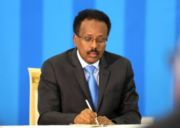 Madaxweyne hore Farmaajo oo soo dhaweeyay gogosha uu ku baaqay Madaxweyne Xasan Sheekh Maxamuud – Puntland Put up