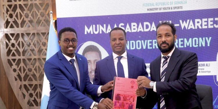Deputy Prime Minister Transfers Ministry of Youth and Sports activities Management