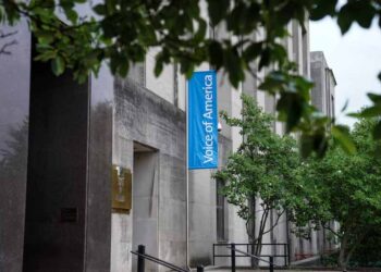 Voice of America workers placed on depart, Trump ally says company ‘not salvageable’ 